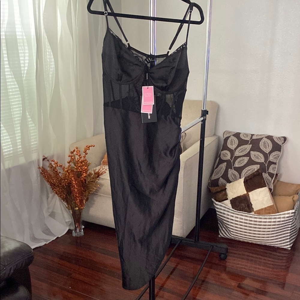 PrettyLittlething elegantlBlack Women's Nightgown Size US 12 ( P -8 ) - Picture 2 of 5